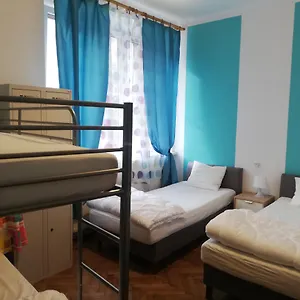 Lorf Hostel&apartments Hostal Cracovia